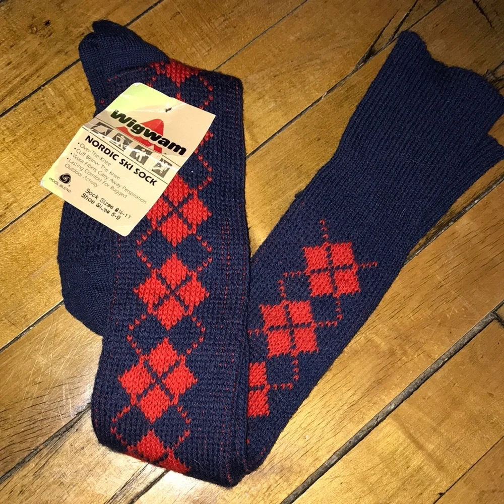 Nordic‎ Ski Socks - Navy with Red Argyle